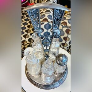 Elegant Silver Plated Cruet set